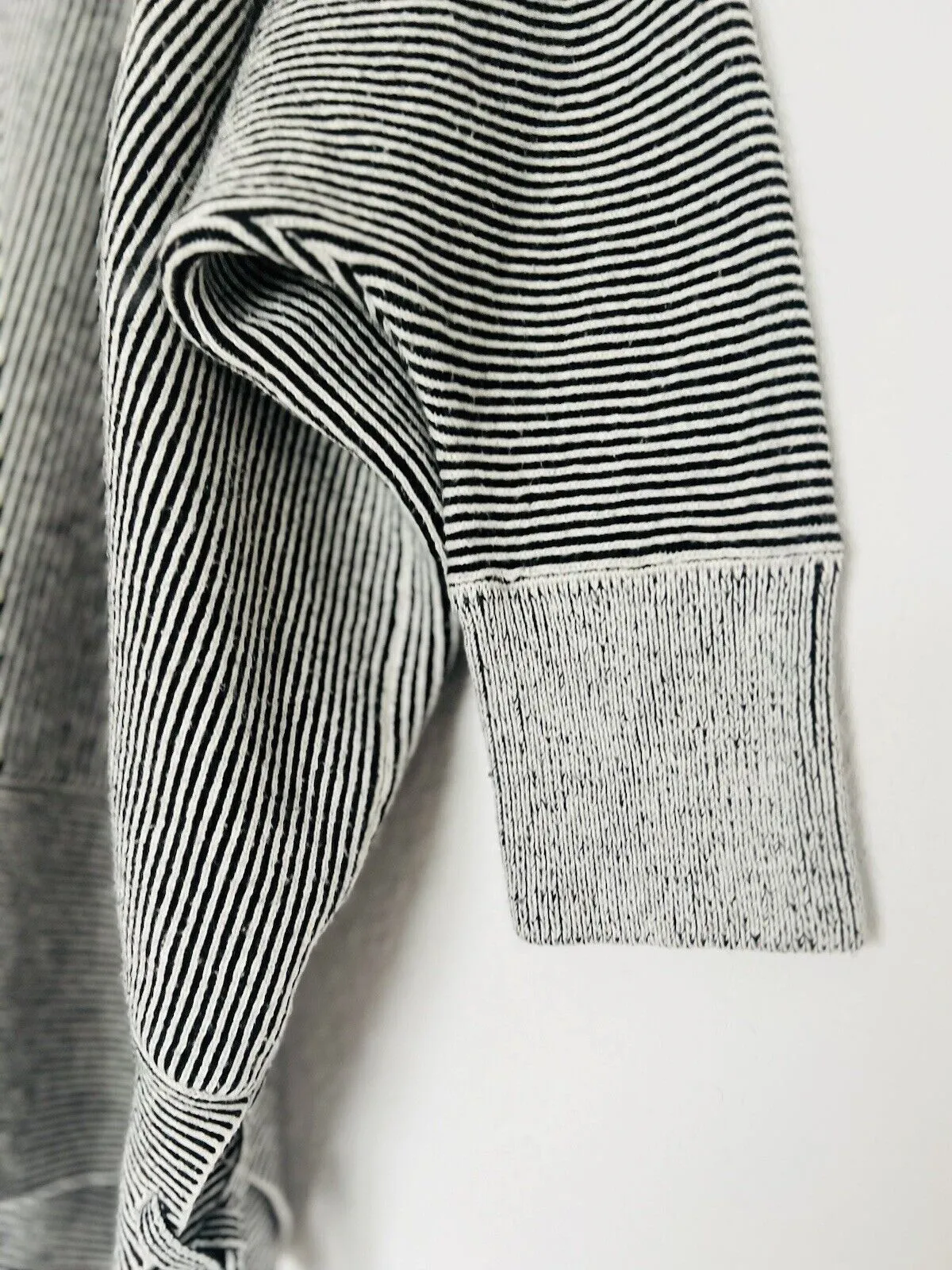 CABI Zip Sweater Jacket Sz S Black/White Stripe Heavy Knit Tie Side Boxy Cropped