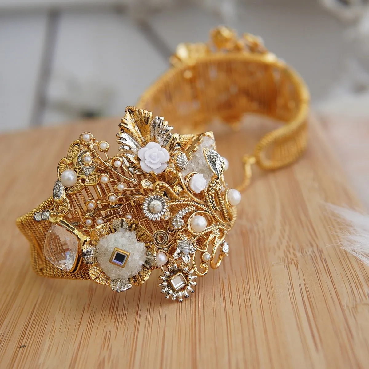 Crushed Stone Designer Kara Bracelet