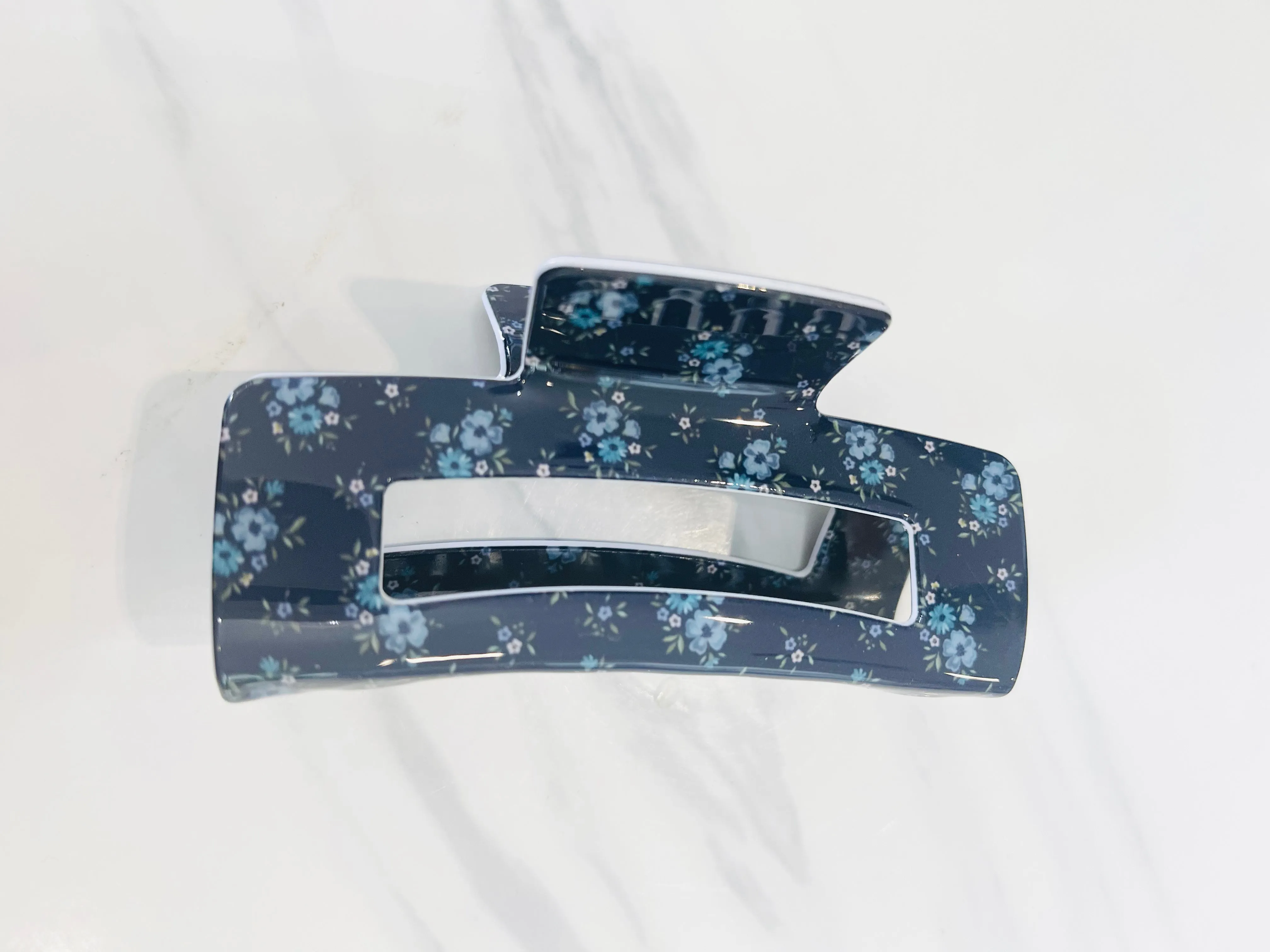 Darling Large Claw Clips
